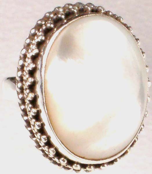 Shell Oval Ring