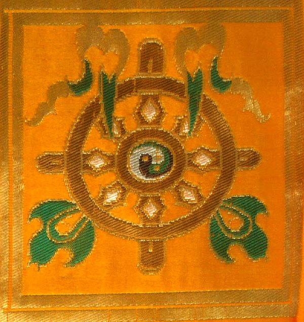 Eight Auspicious Tibetan Symbols - The Wheel