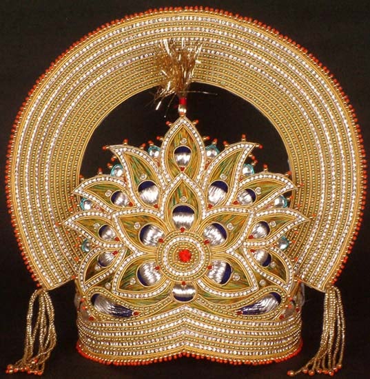 Royal Mukuta Crown