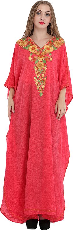 Ari Kaftan from Kashmir with Floral-Embroidery on Neck