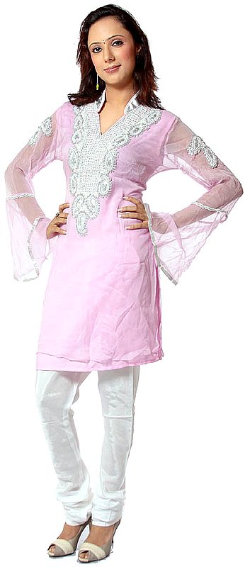 Lilac Choodidaar Two-Piece Suit with Hand-Embroidered Beads and Butterfly Sleeves