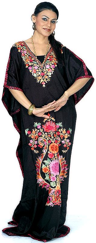 Black Kaftan from Kashmir with Crewel-Embroidered Flowers