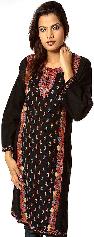 Black Kashmiri Phiran with Aari Hand-Embroidered Paisleys