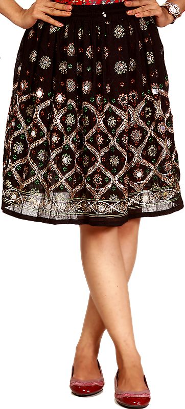 Black Short Elastic Skirt With All-Over Sequins and Threadwork