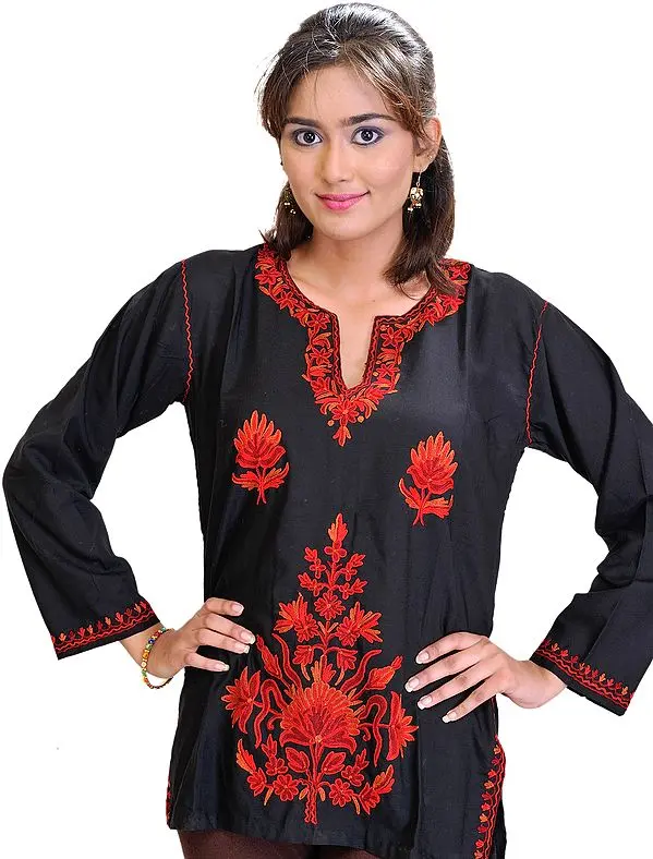 Jet-Black Kashmiri Kurti with Aari Hand-Embroidered Flowers