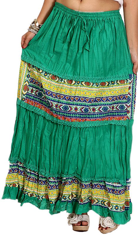 Vivid-Green Long Skirt with Modern Print and Crochet