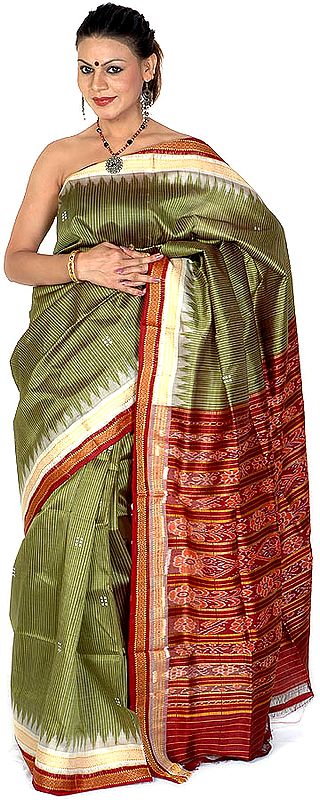 Green and Maroon Ikat Sari Hand-Woven in Pochampally