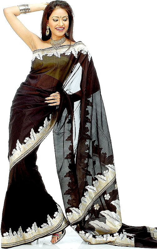Handwoven Black Valkalam Sari with Golden Thread Weave