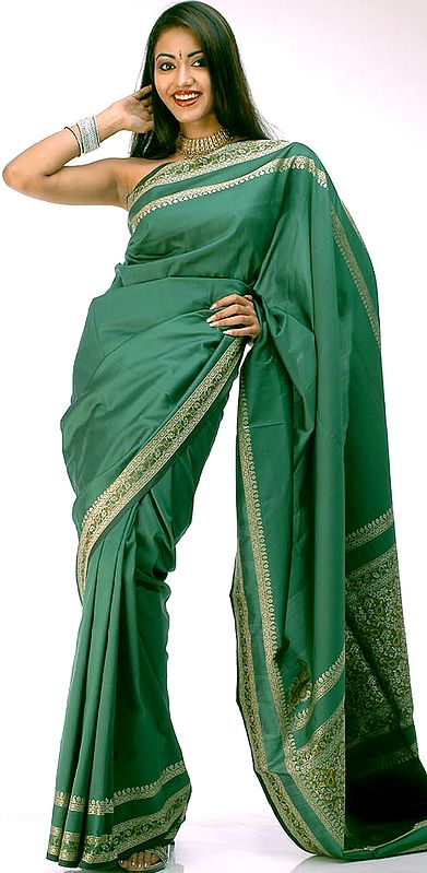 Handwoven Pale-Spring Green Sari from Banaras
