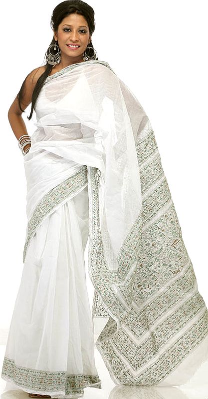 Ivory Sari with Kantha Embroidery on Border and Anchal