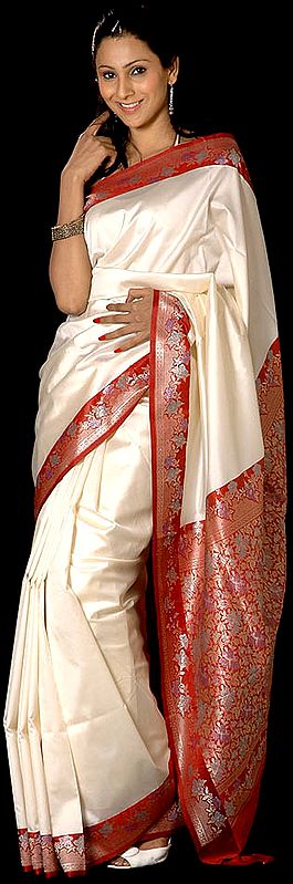 Ivory Valkalam Sari with Floral Brocaded Border and Anchal