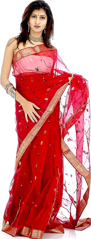 Maroon Chanderi Sari with All-Over Thread Weave and Bootis