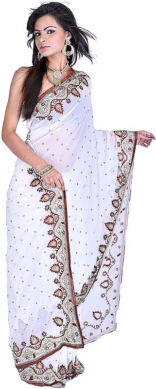 Chic-White Wedding Sari with Embroidered Bootis and Zardozi Border