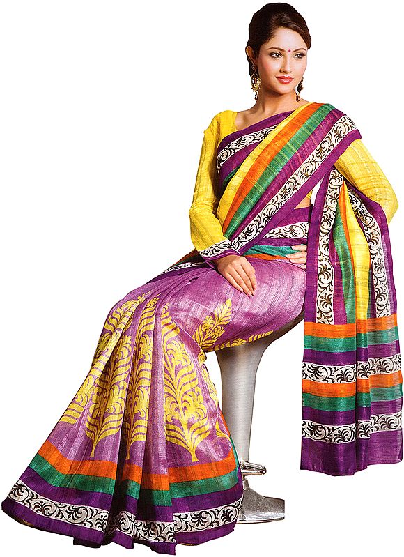 Violet Sari with Giant Printed Bootis
