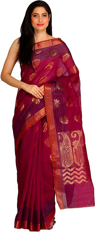 Sangria-Red Sari from Kolkata With Large Woven Bootis and Paisleys on Pallu