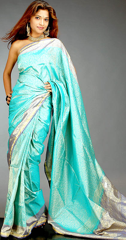 Turquoise Tanchoi Sari with All-Over Jamdani Golden Thread Weave