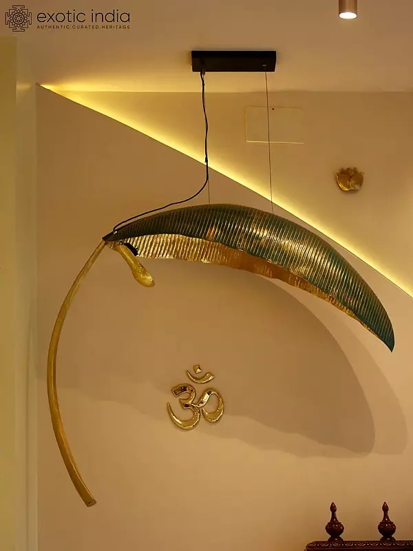 45" Brass Attractive Banana Leaf Lamp For Wall