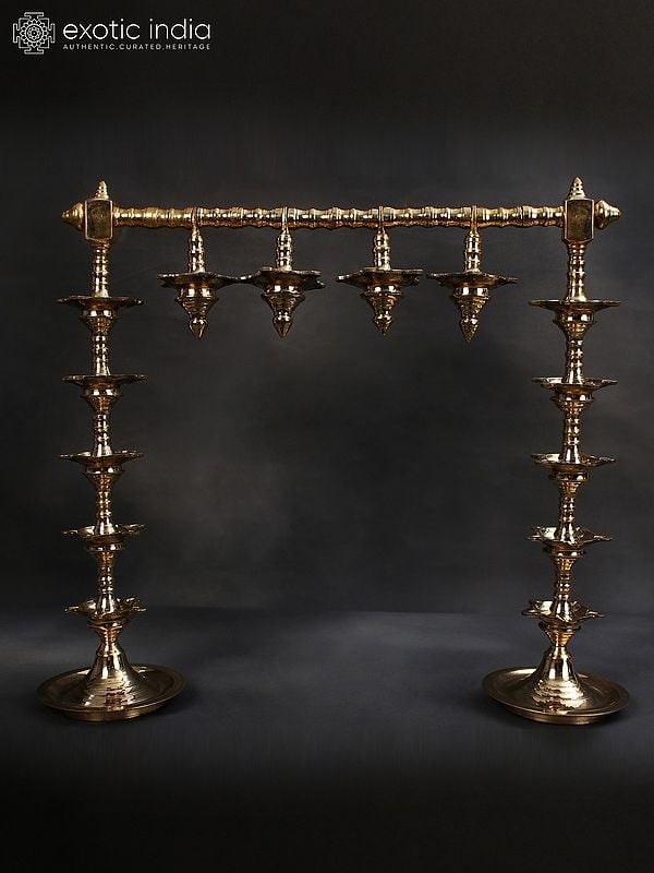 19" Dual-Stand Multiple Wicks Lamp | Brass