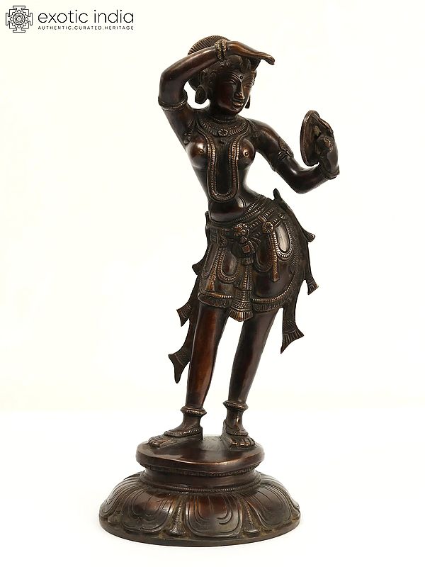 13" The Apsara Applying Vermillion (A Statue Inspired by Khajuraho) In Brass | Handmade | Made In India