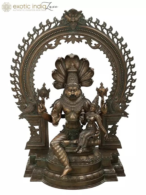 39" Superfine Large Lord Narasimha with Goddess Lakshmi with Kirtimukha Prabhavali | Madhuchista Vidhana (Lost-Wax)