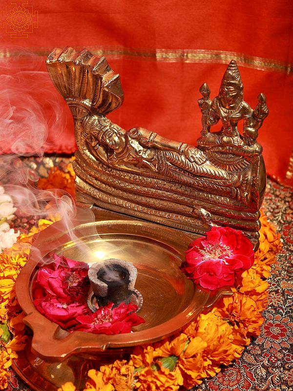 7" Brass Lamp Lord Sheshshayi Vishnu with Goddess Lakshmi