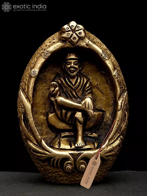 3" Small Oval Shaped Sai Baba Statue in Brass