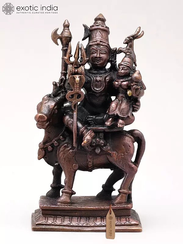 4" Small Pradosha Moorthy (Shiva Parvati Seated on Nandi) | Copper Statue