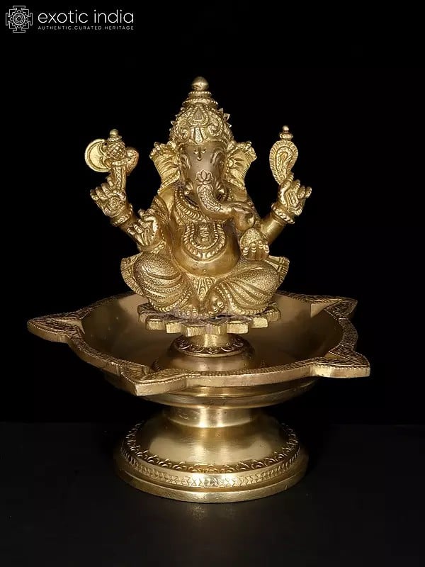 7" Five Wicks Ganesha Lamp in Brass