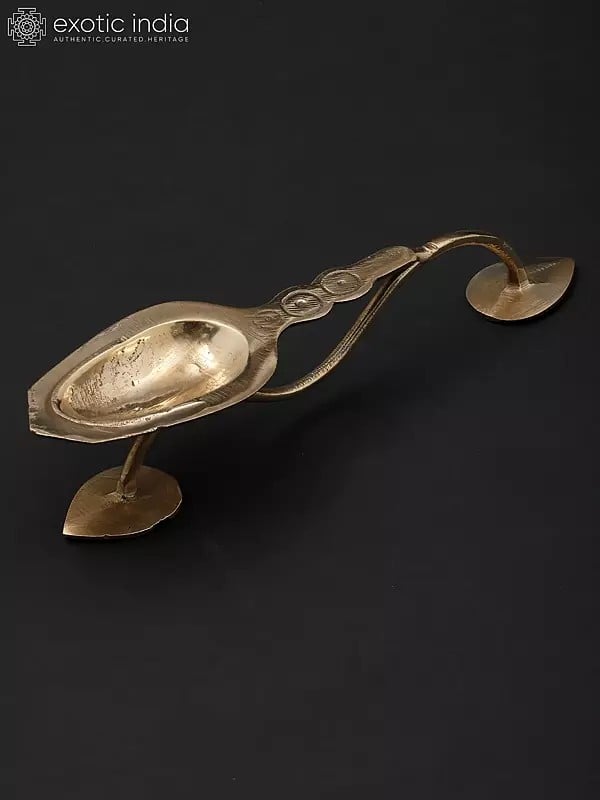 7" Brass Handheld Arti Lamp