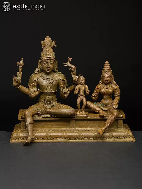 7" Lord Shiva as Somaskanda | Madhuchista Vidhana (Lost-Wax) | Panchaloha Bronze from Swamimalai