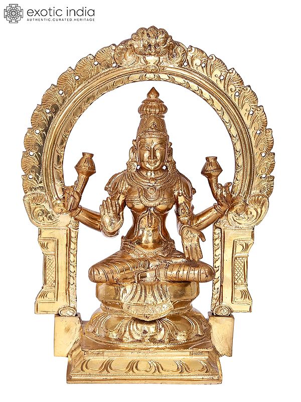 12" Devi Lakshmi Panchaloha Bronze Statue from Swamimalai | Madhuchista Vidhana (Lost-Wax)