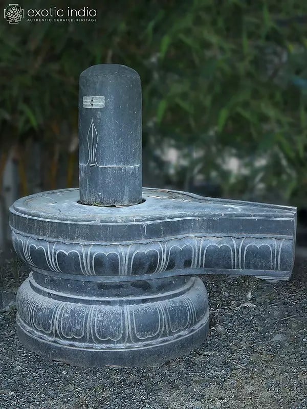 64" Lord Shiva As Shiva Linga With Tilak In Granite Stone