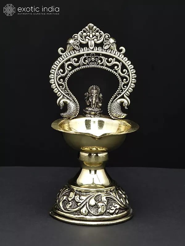 5" Superfine Lord Ganesha Diya (Lamp) in Brass with Kirtimukha Arch