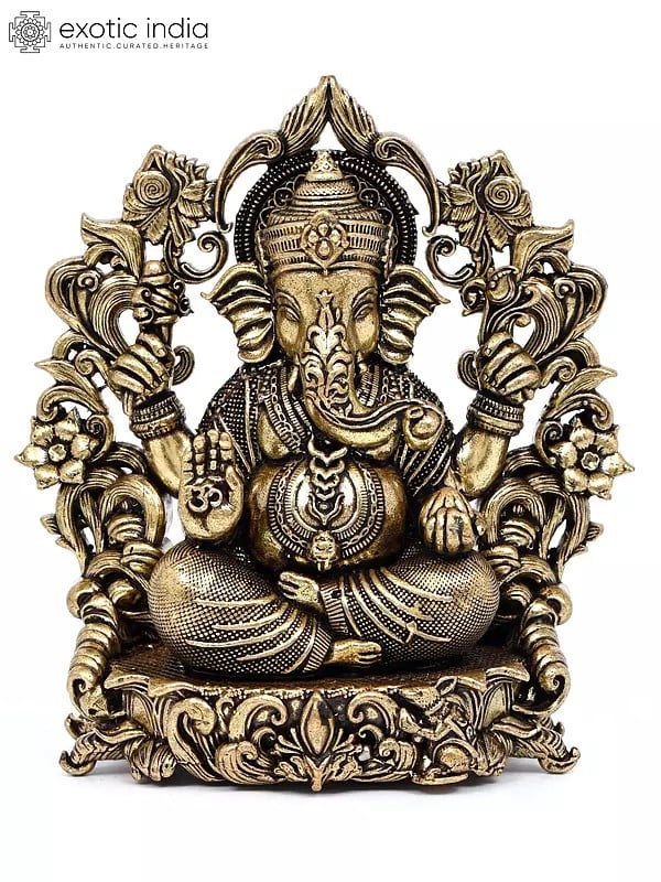 4" Chaturbhuja Lord Ganesha with Beautiful Arch | Brass Statue