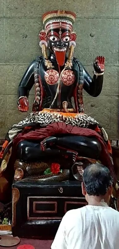 42" Four Armed Guhya Kali Bronze Idol – Handcrafted Hindu Goddess Statue