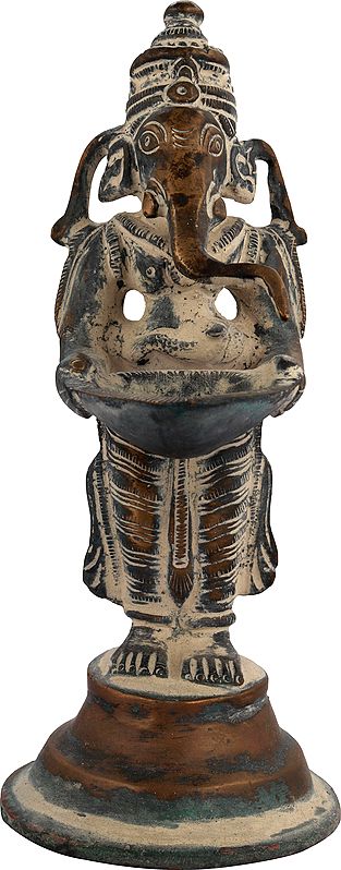 5" Auspicious Ganesha Lamp in Brass | Handmade | Made in India