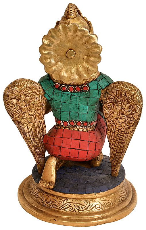 garuda-the-divine-bird-and-vehicle-of-lord-vishnu-small-sculpture