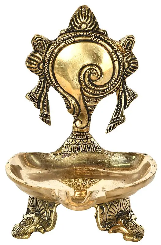 Vaishnava Conch Pooja Lamp