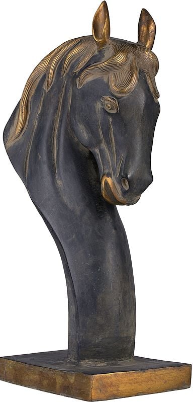Horse Head On Stand