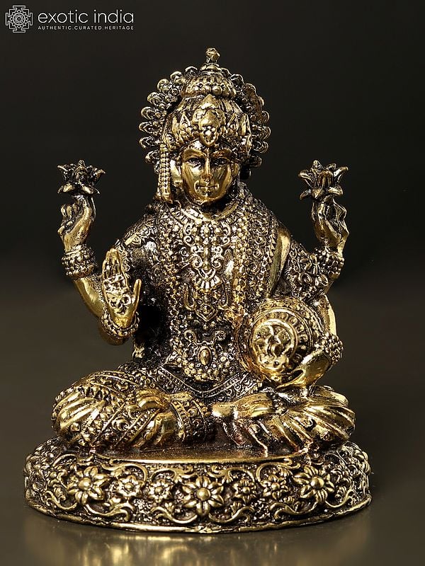 Small Superfine Blessing Lakshmi Brass Statue (Multiple Sizes)