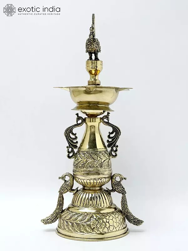 11" Superfine Five Wicks Designer Peacocks Lamp in Brass