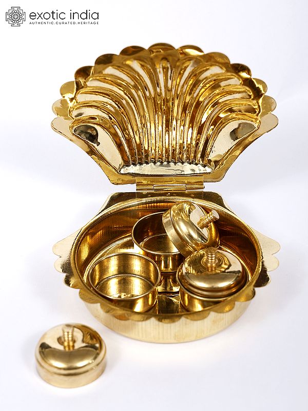 5" Oyster Kumkum Box in Brass