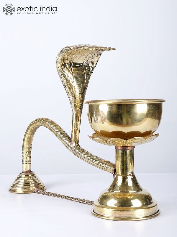15" Big Handheld Arti Diya in Brass with Serpent