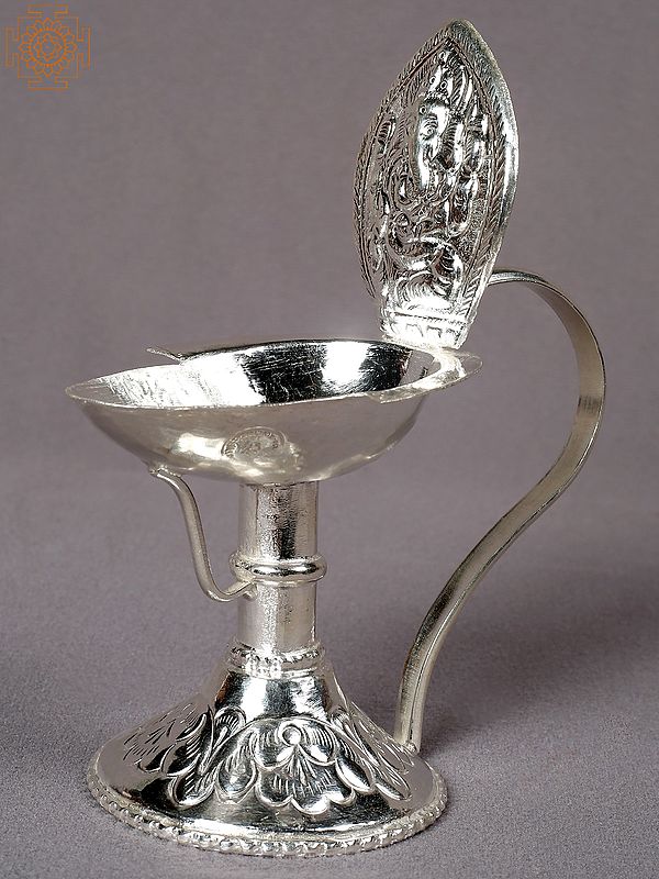 5" Silver Handheld Ganesha Aarti Diya