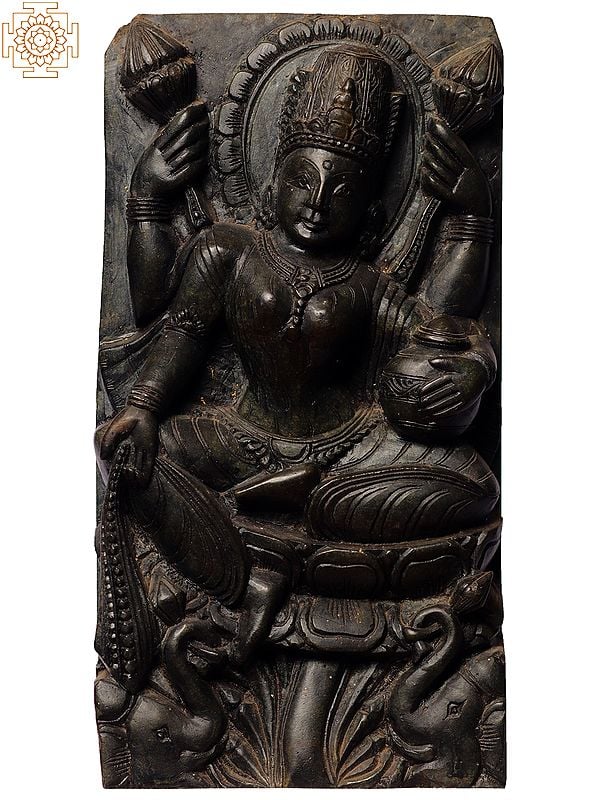 8" Goddess Lakshmi In Green Stone