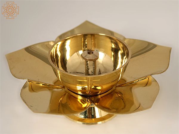 2" Small Designer Oil Lamp With Petals | Brass
