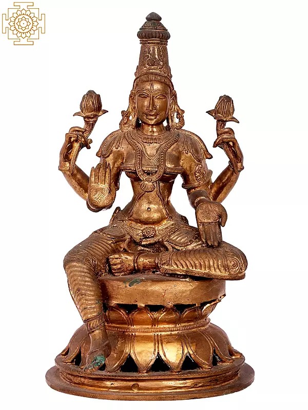 12'' Goddess Lakshmi Panchaloha Bronze Statue from Swamimalai | Madhuchista Vidhana (Lost-Wax)