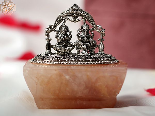2" Small Natural Yellow Quartz Base With Goddess Laxmi And Ganesha In Silver