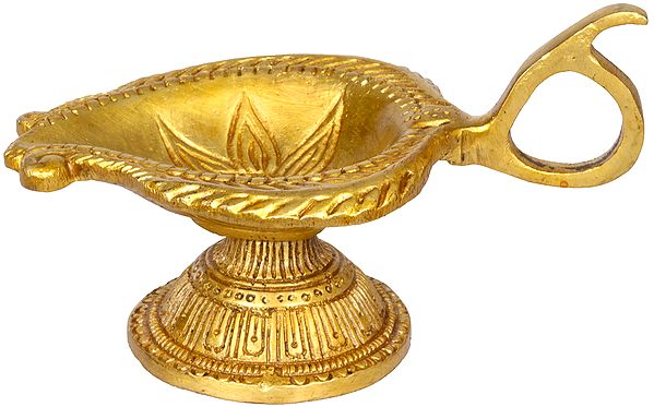 4" Leaf Design Puja Diya in Brass | Handmade | Made in India