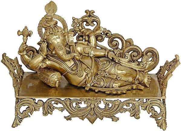14" Relaxing Ganesha (Hoysala Art) | Handmade | Made In South India